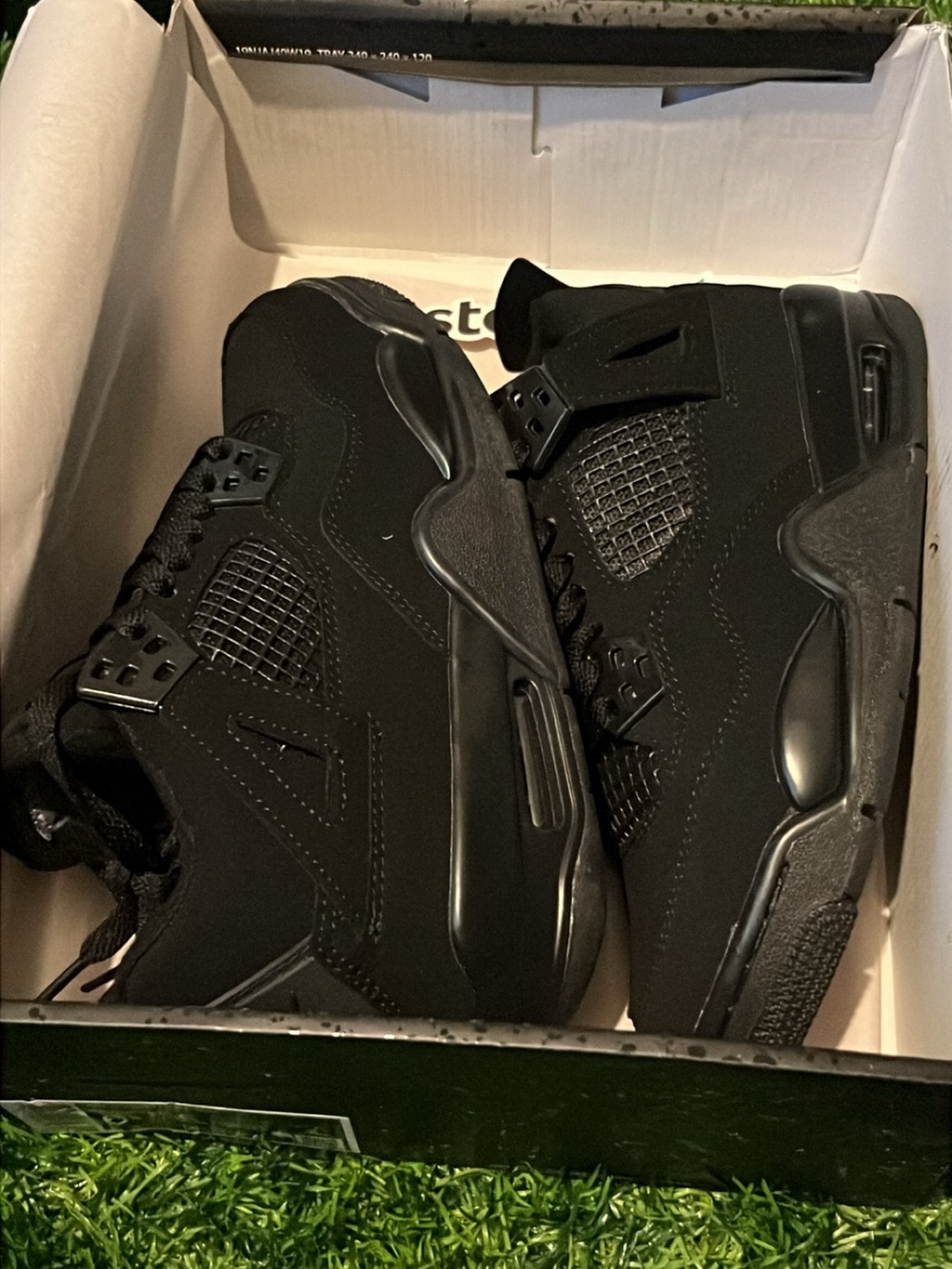 Jordan Men's Black Retro 4 Sneakers